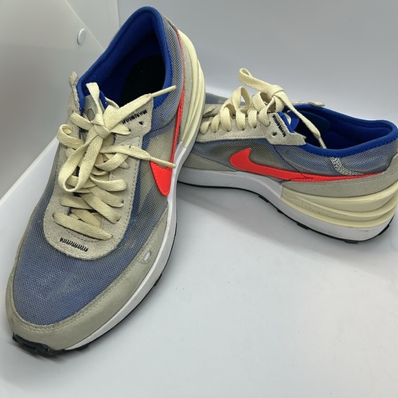 Nike Men's Blue and Cream Sneakers - Picture 5 of 15
